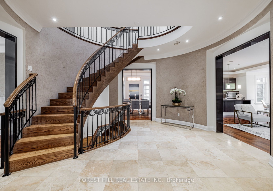 275-hillcrest-avenue-toronto-ontario-c8044592