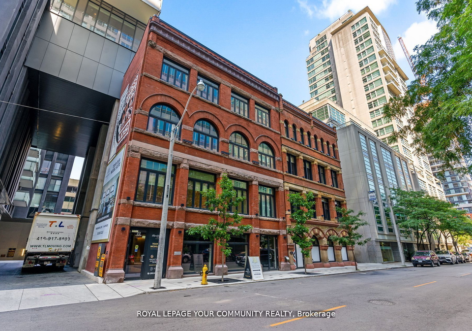 22-lombard-street-toronto-ontario-c8064074