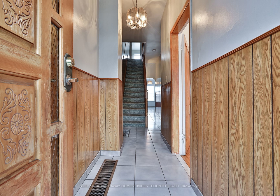 157-st-clarens-avenue-toronto-ontario-c8110468