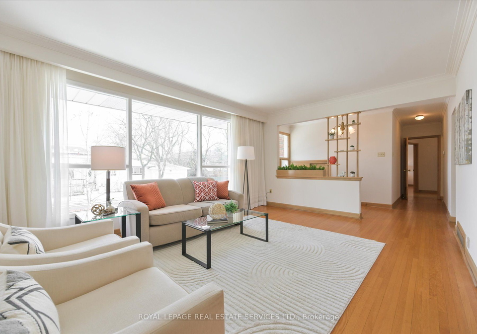 393-patricia-avenue-toronto-ontario-c8110944