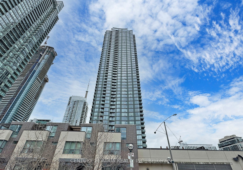 11-brunel-court-s-toronto-ontario-c8181358