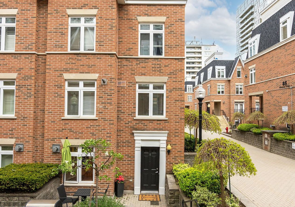 89-lillian-street-toronto-ontario-c8323428