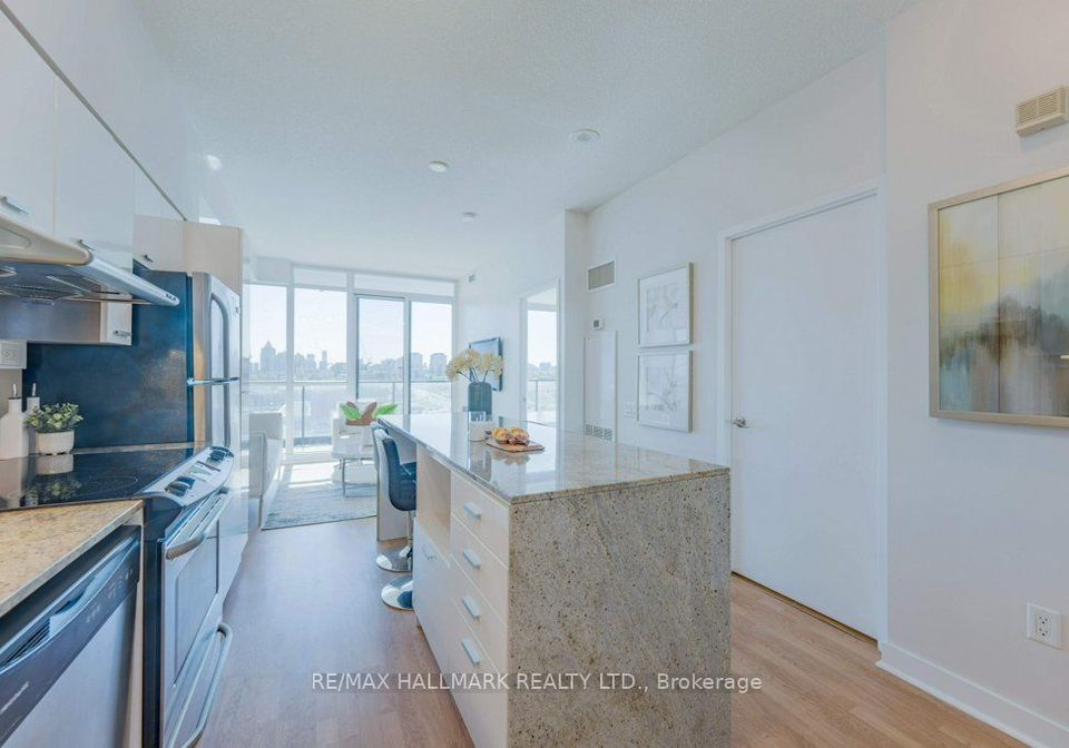 33-singer-court-toronto-ontario-c8340248