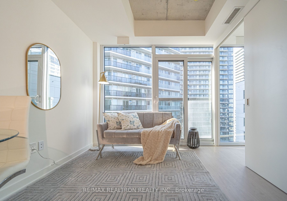 65-mutual-street-toronto-ontario-c8350188