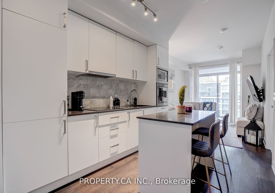 576-front-street-e-toronto-ontario-c8378228