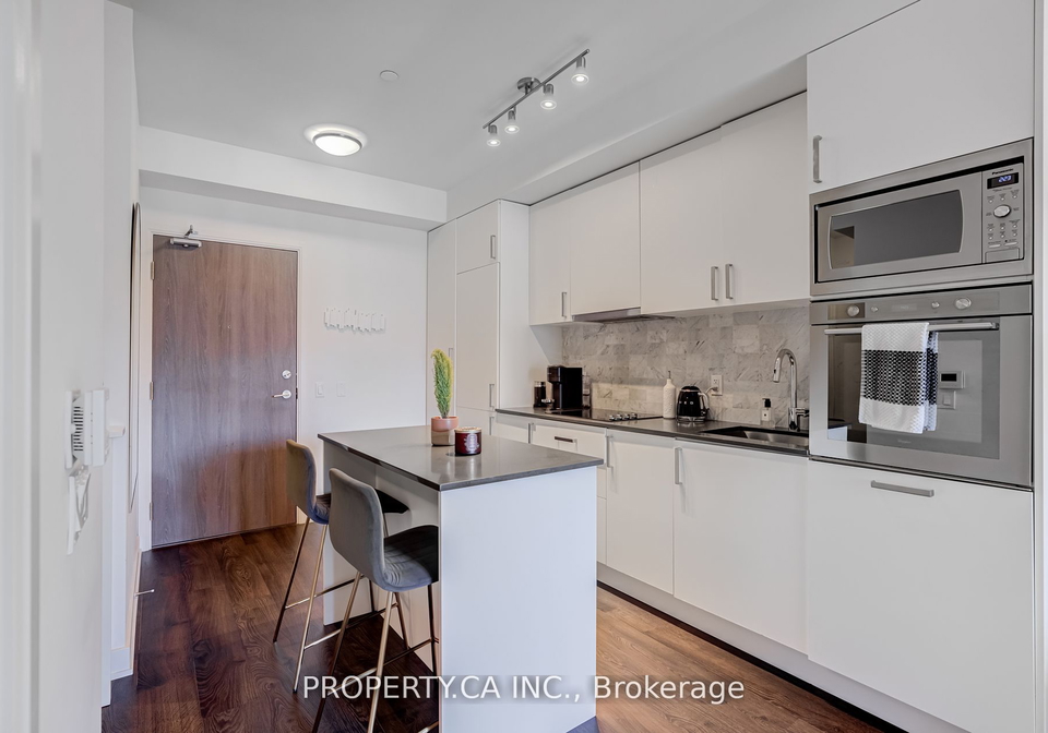 576-front-street-e-toronto-ontario-c8378228