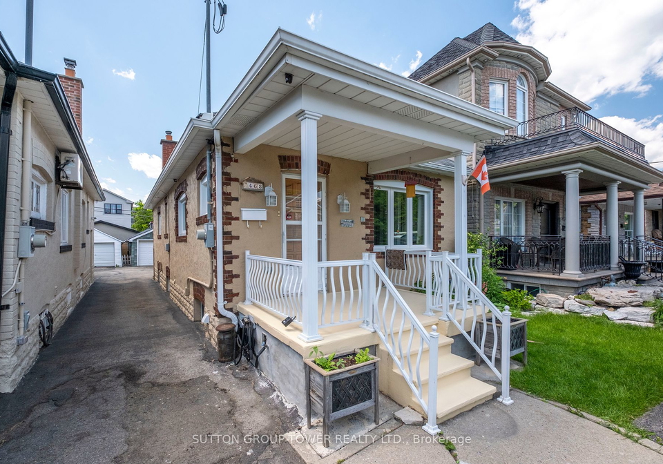 462-northcliffe-boulevard-toronto-ontario-c8385740
