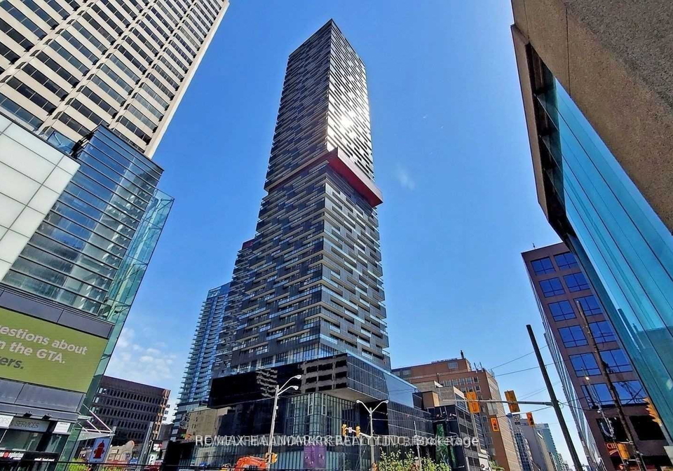 8-eglinton-avenue-toronto-ontario-c8400738