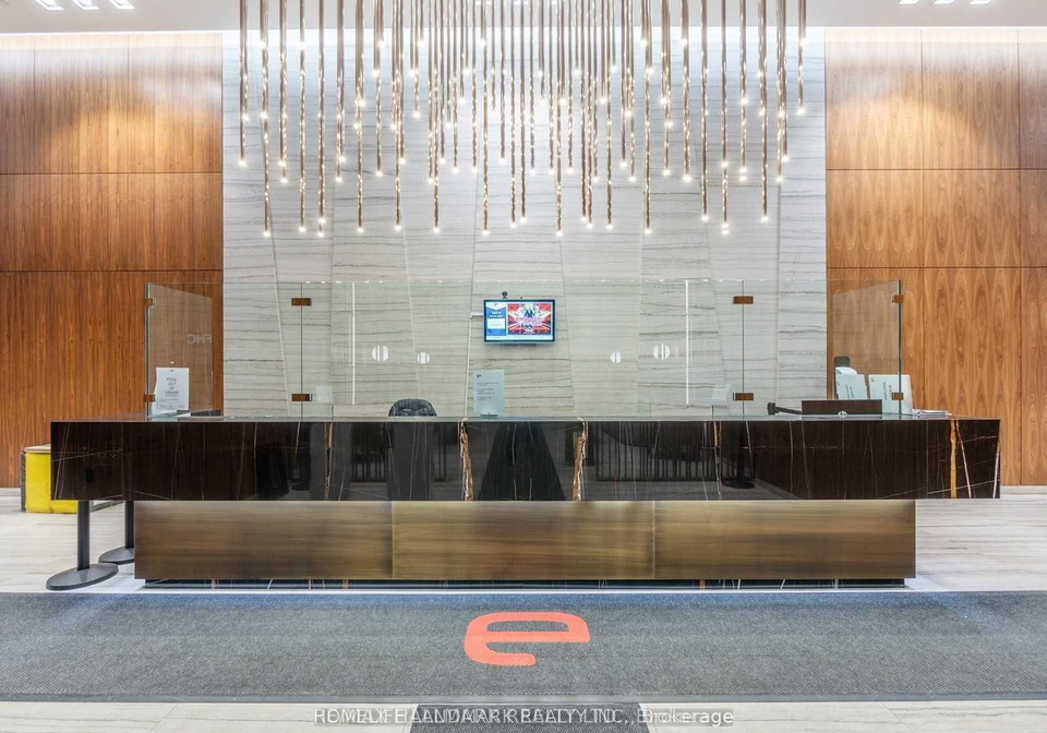 8-eglinton-avenue-toronto-ontario-c8400738