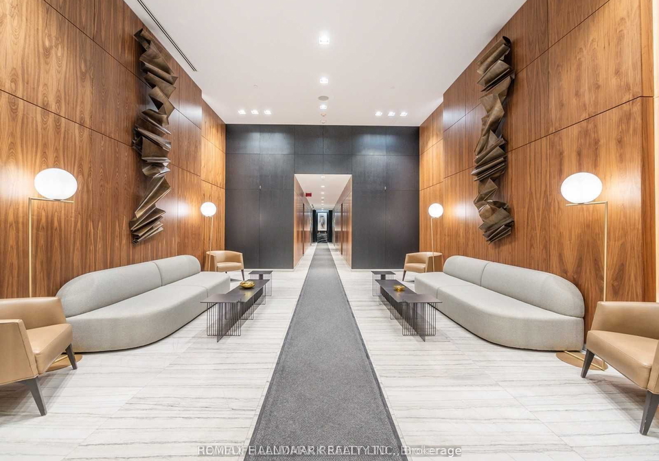 8-eglinton-avenue-toronto-ontario-c8400738