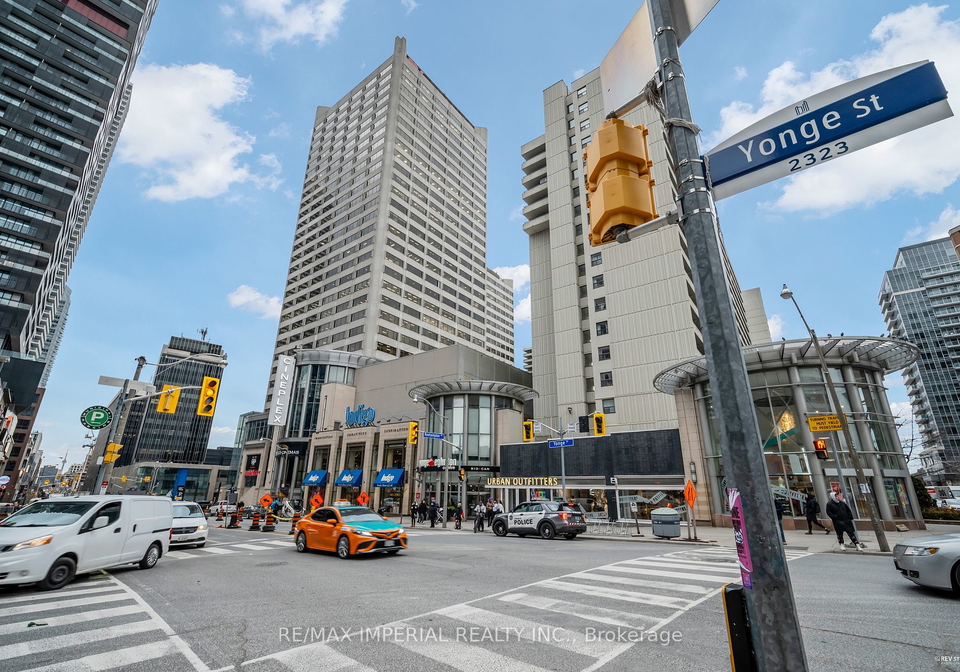 30-roehampton-avenue-e-toronto-ontario-c8404370