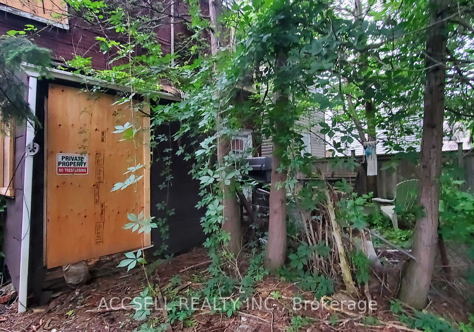 239-christie-street-toronto-ontario-c9008080