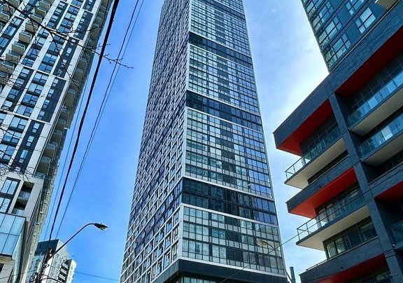 181-dundas-street-toronto-ontario-c9016570