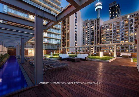 8-mercer-street-toronto-ontario-c9248323