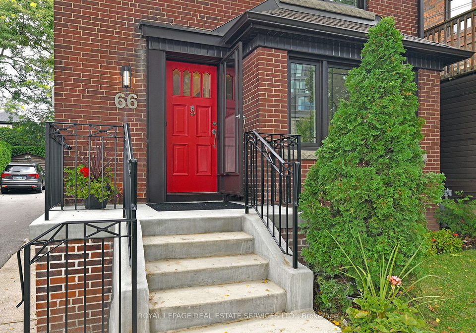66-willowbank-boulevard-toronto-ontario-c9265278