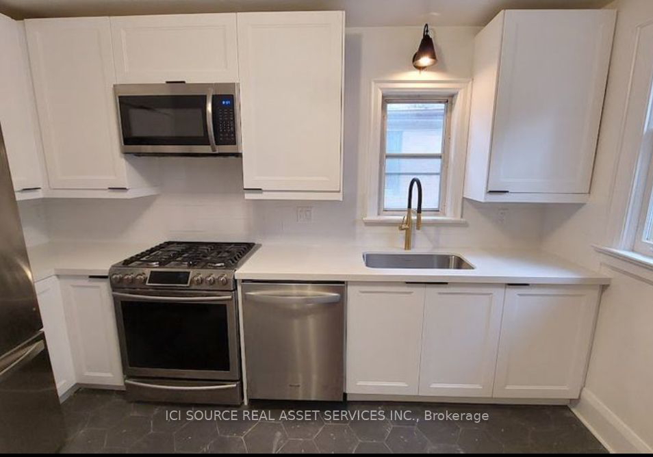 130-glengarry-avenue-toronto-ontario-c9265496