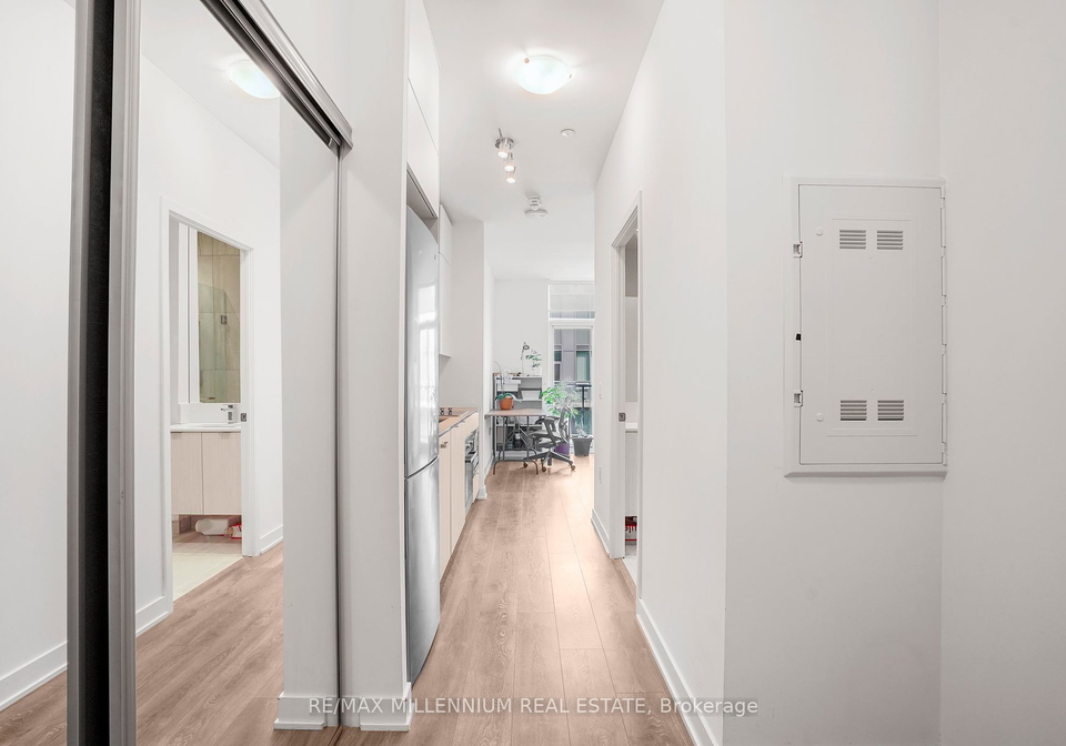 195-redpath-avenue-n-toronto-ontario-c9282687