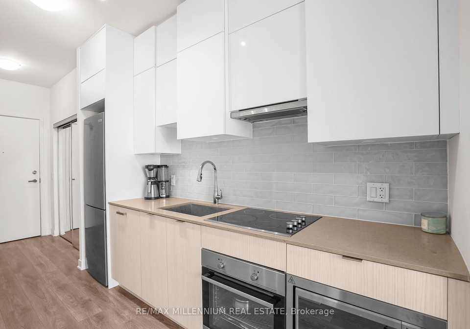 195-redpath-avenue-n-toronto-ontario-c9282687