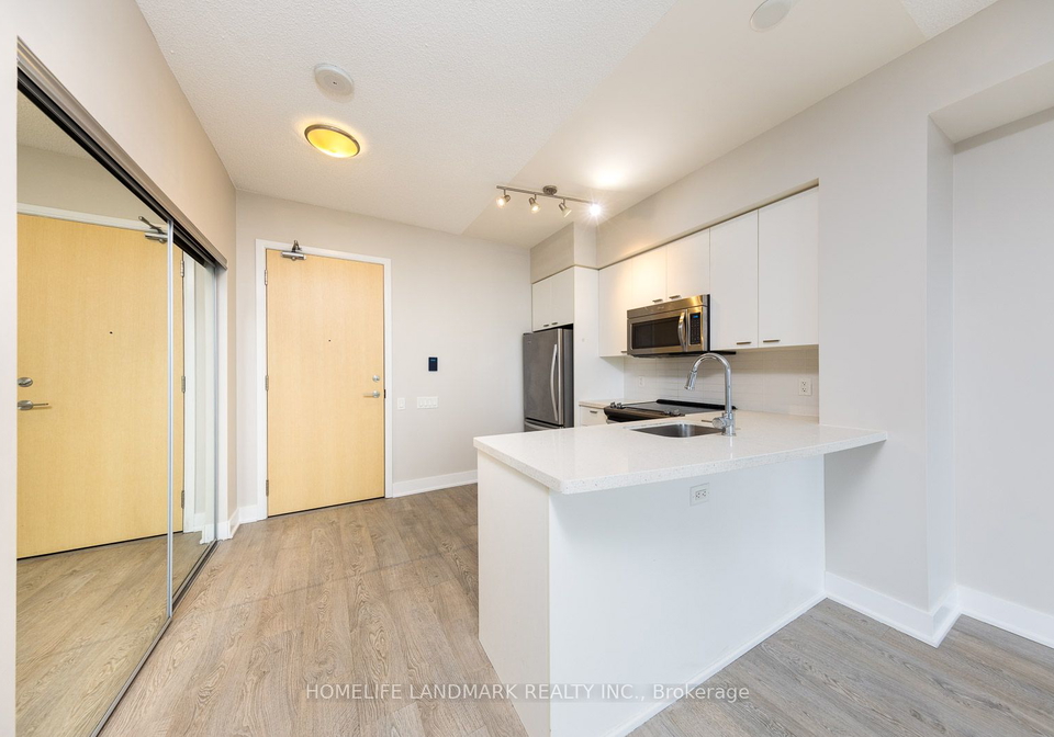 30-roehampton-avenue-s-toronto-ontario-c9386598