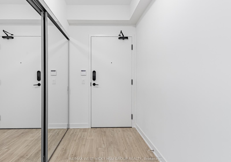 100-dalhousie-street-toronto-ontario-c9394351