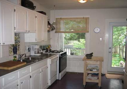 25-bellefair-avenue-toronto-ontario-e1003310