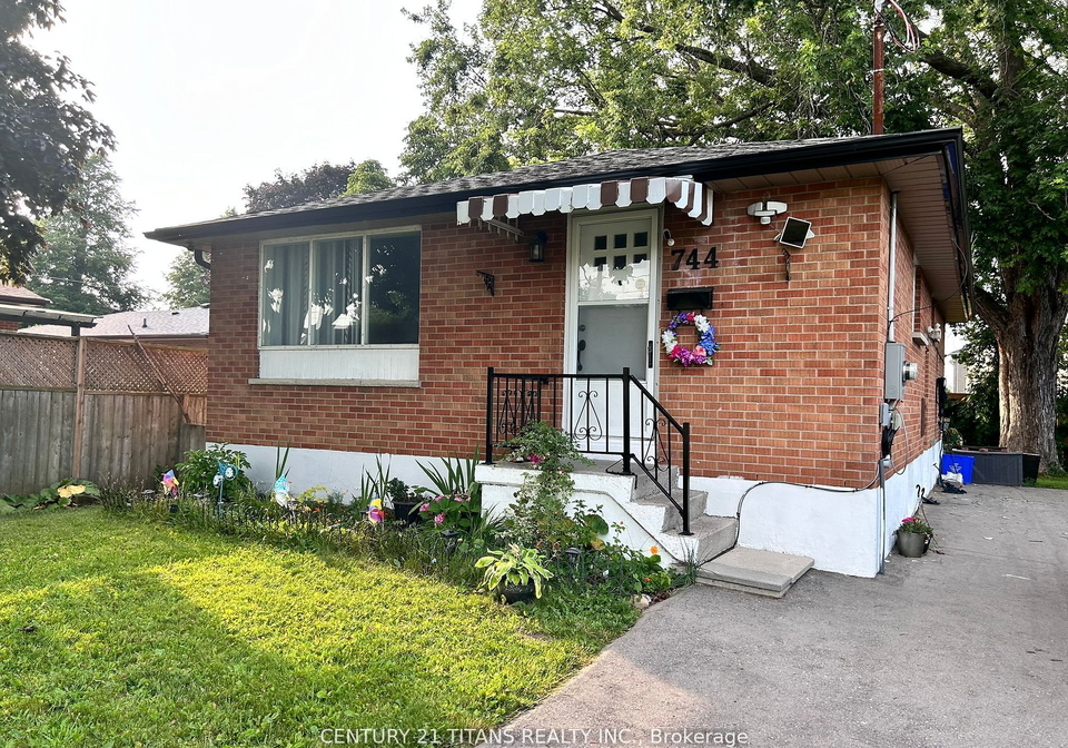 744-olive-avenue-oshawa-ontario-e10415550