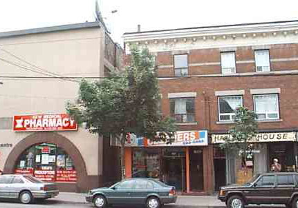 1969-queen-street-e-toronto-ontario-e1121324