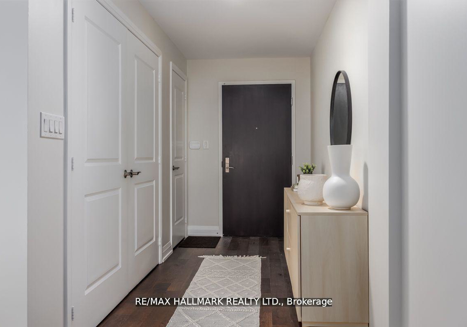 200-woodbine-avenue-toronto-ontario-e11909087