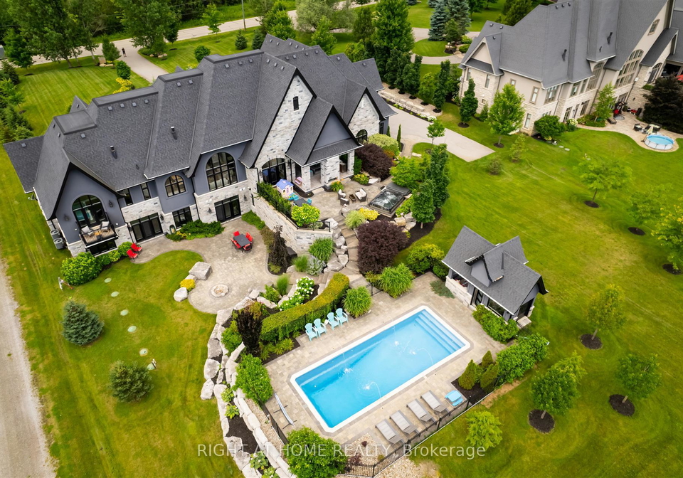 3395-sideline-4-pickering-ontario-e11941625