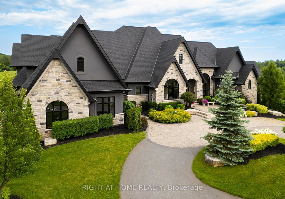 3395-sideline-4-pickering-ontario-e11941625