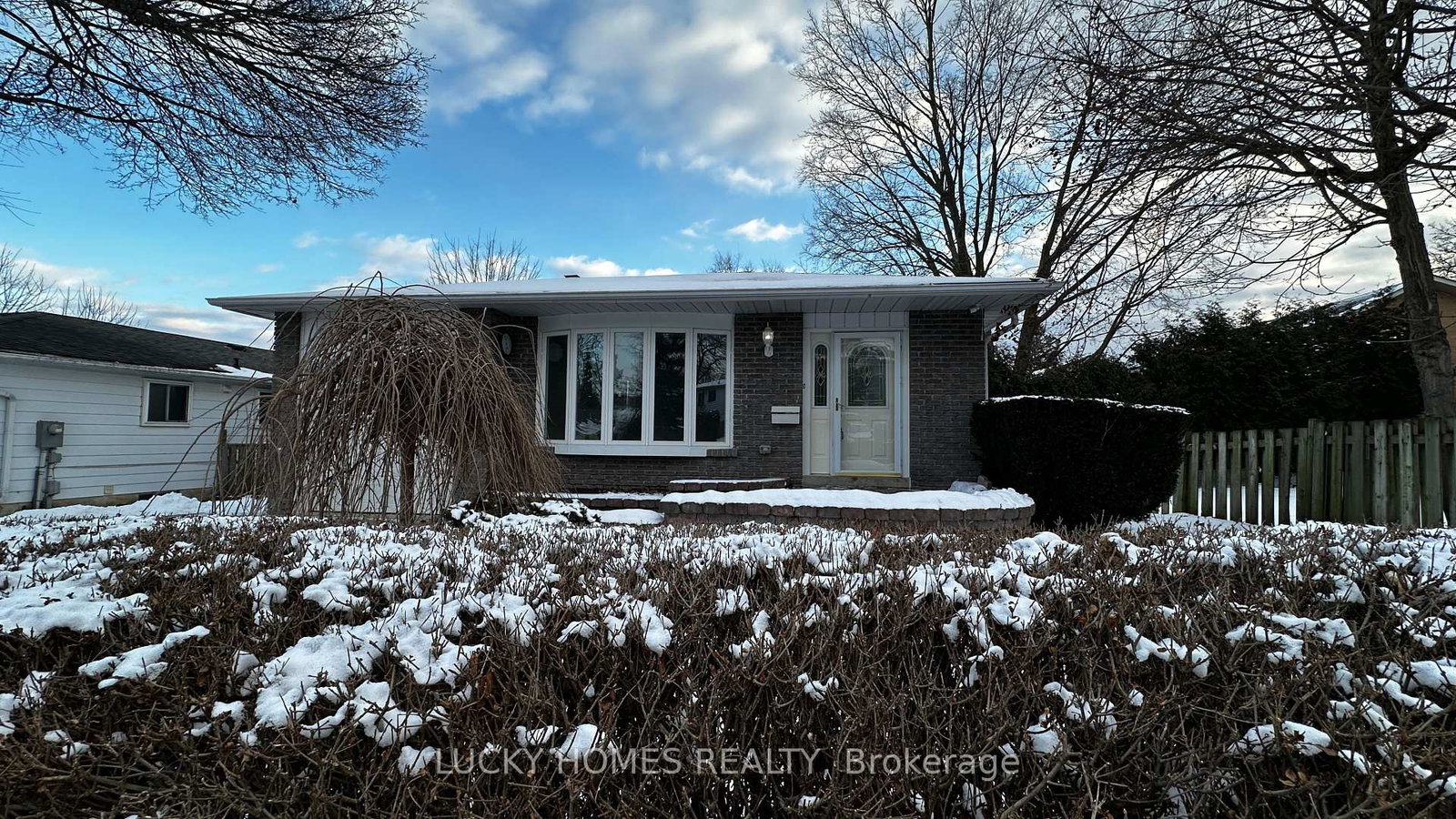 33-vanstone-court-clarington-ontario-e11972535