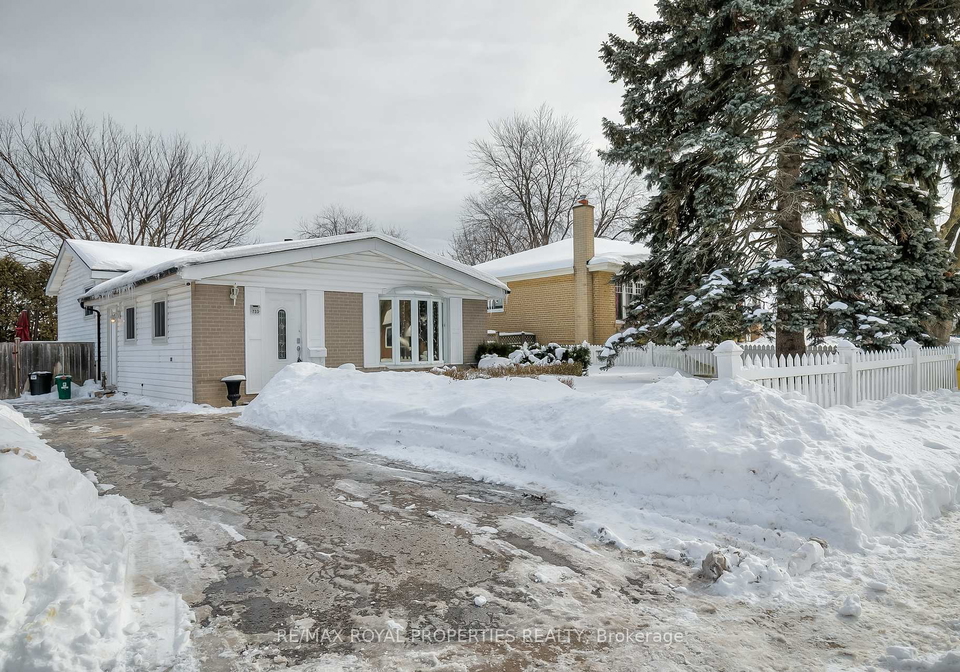733-balaton-avenue-pickering-ontario-e11982336