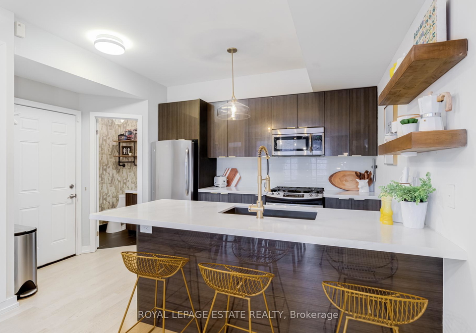 150-broadview-avenue-toronto-ontario-e11987024