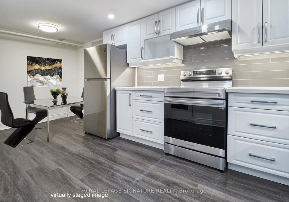 2467-queen-street-e-toronto-ontario-e11992235