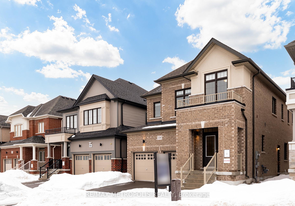 224-fleetwood-drive-oshawa-ontario-e11993848
