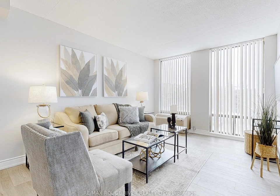 1530-parkway-pickering-ontario-e12006624