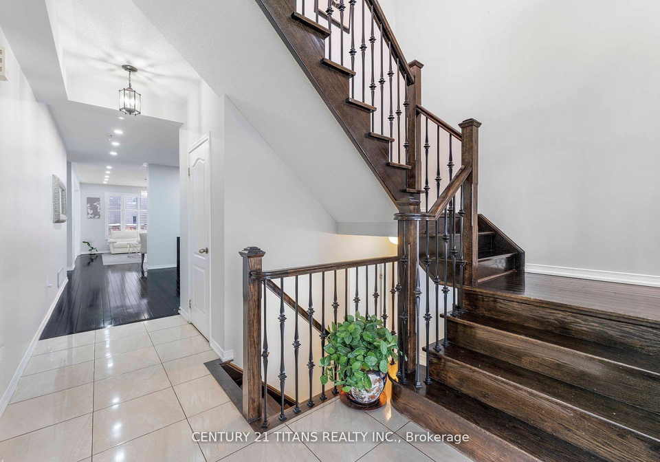 105-stannardville-drive-ajax-ontario-e12015535