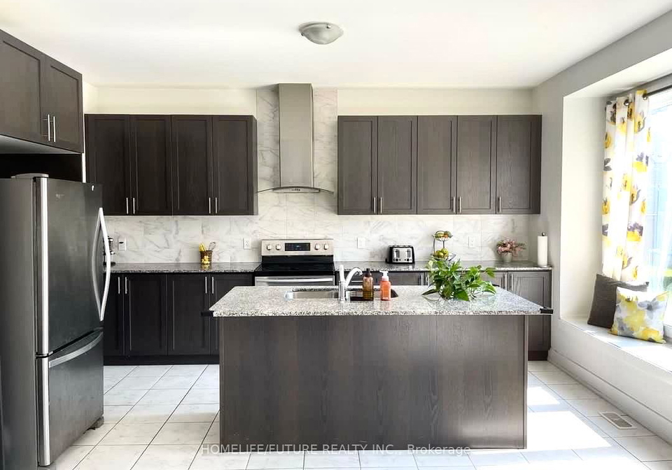 17-micklefield-avenue-whitby-ontario-e12036009