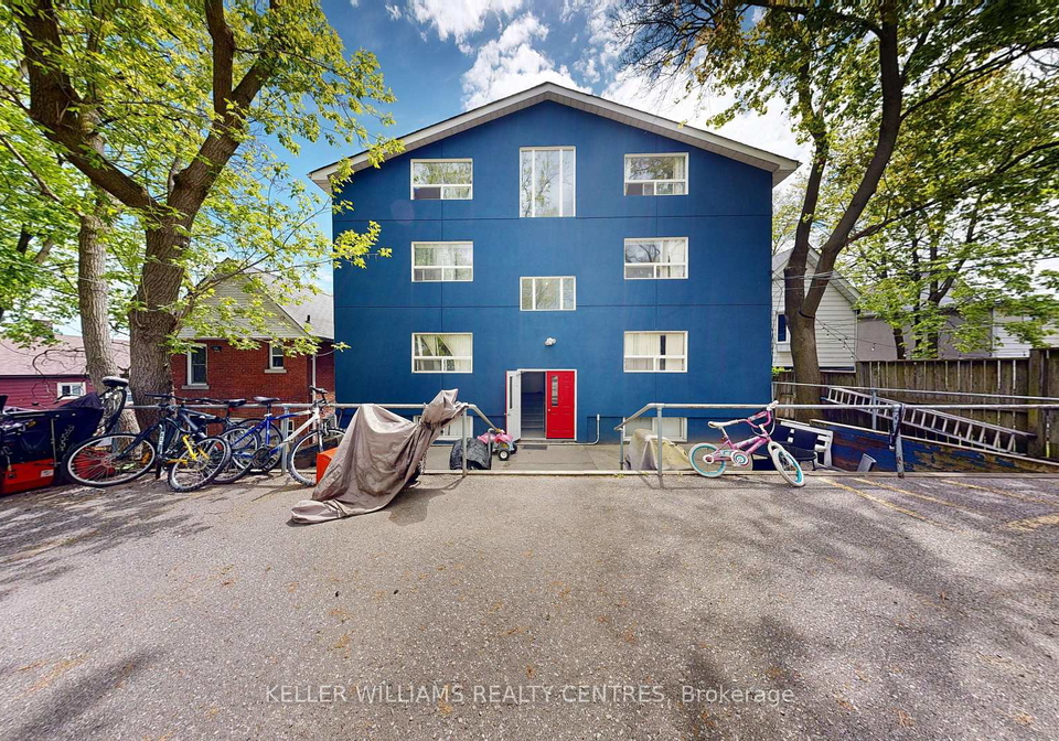 10-ivy-avenue-toronto-ontario-e12036738