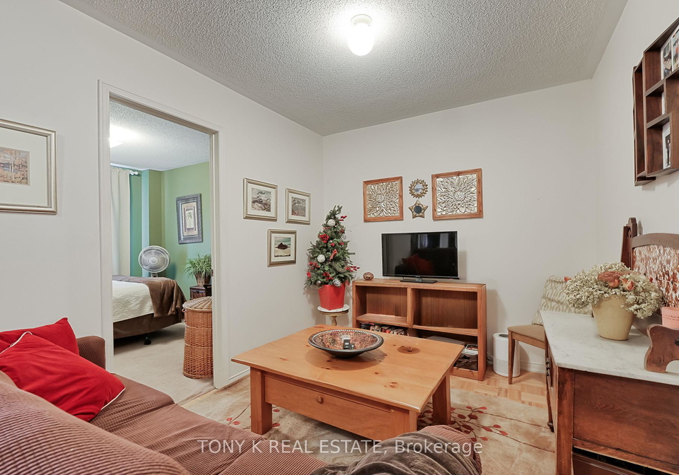 4651c-kingston-road-scarborough-ontario-e12041399