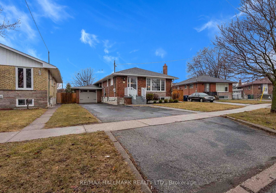 24-hughey-crescent-scarborough-ontario-e12052785