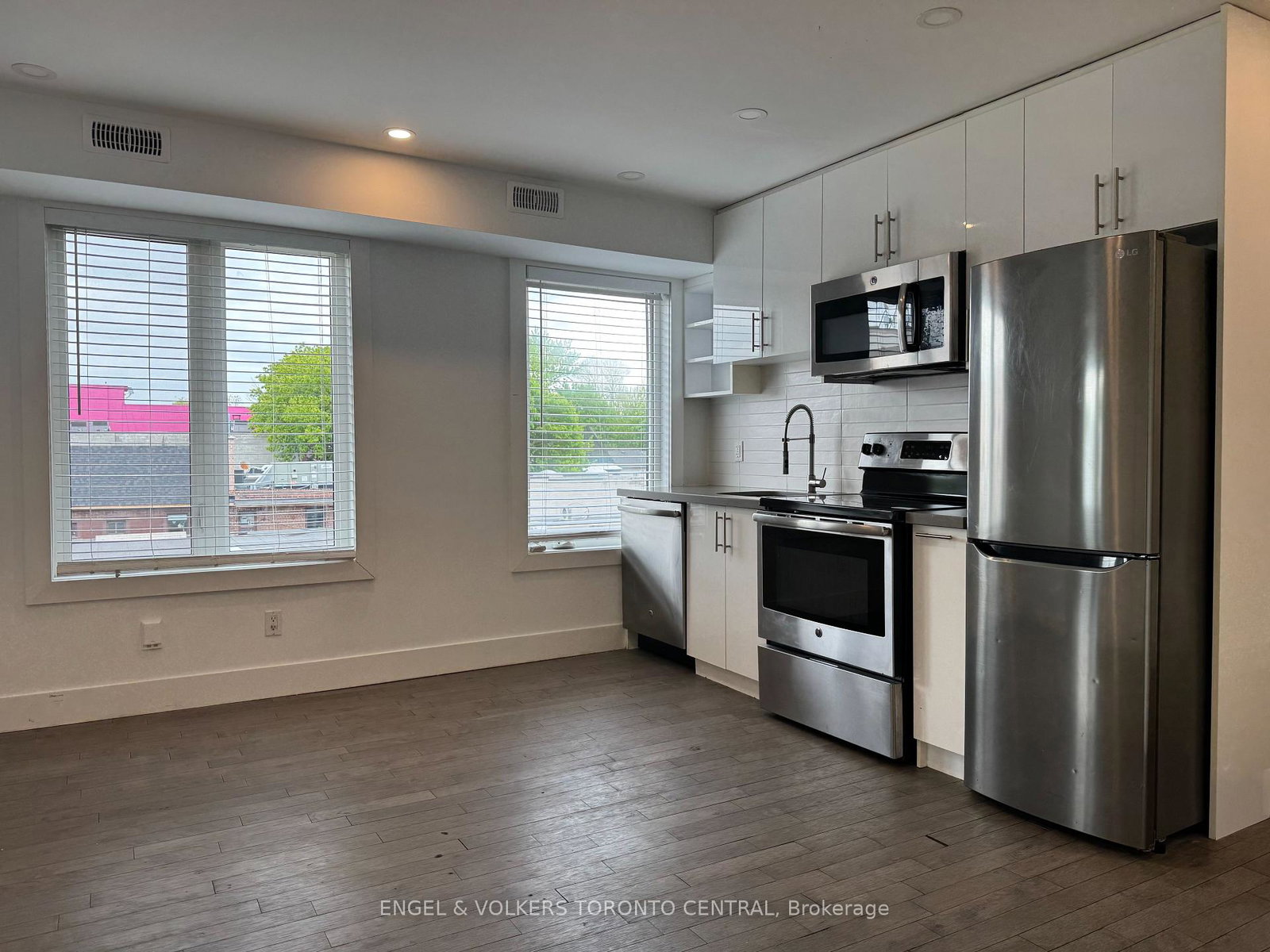 1415-gerrard-street-e-toronto-ontario-e12054886