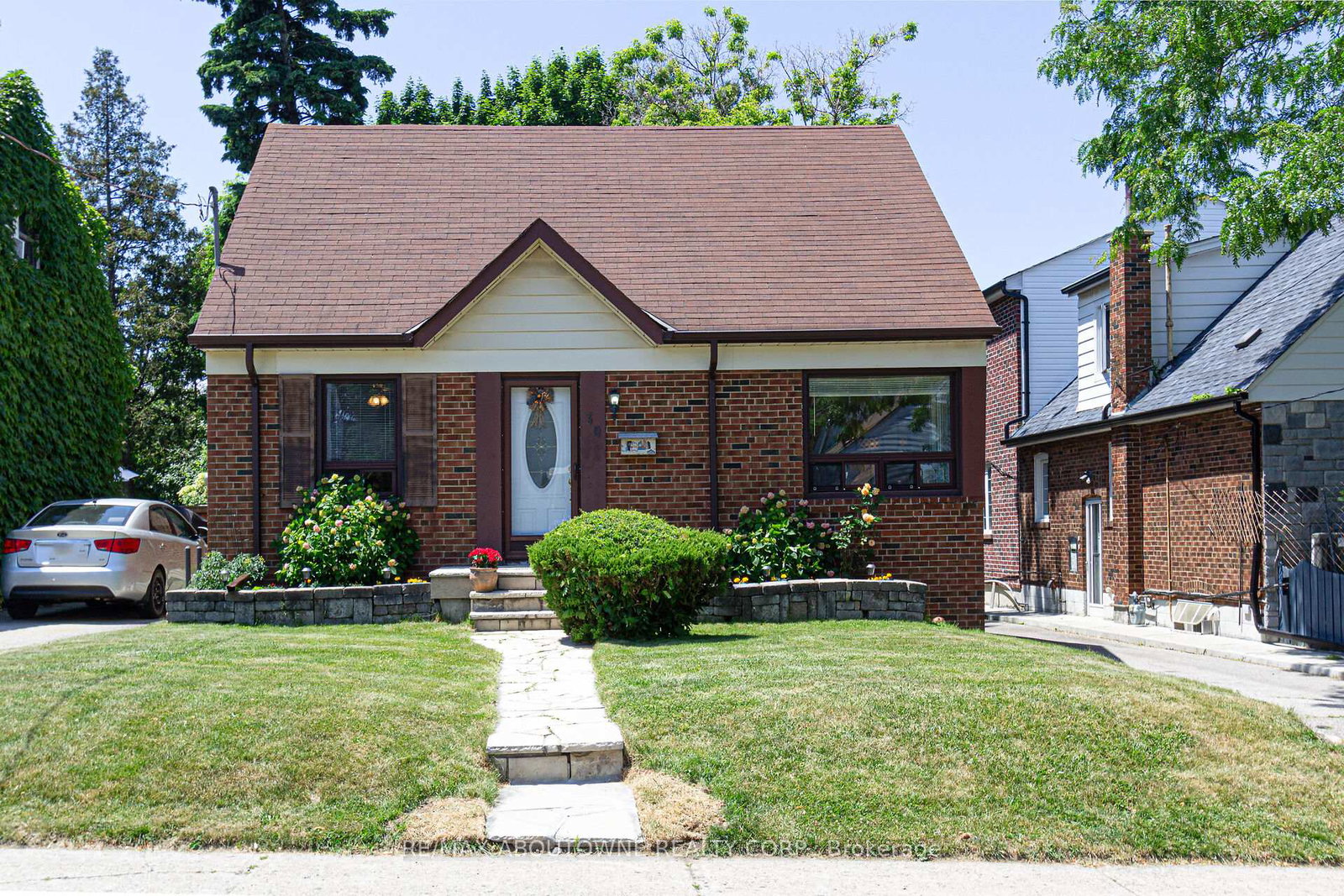 30-wolcott-avenue-scarborough-ontario-e12067257