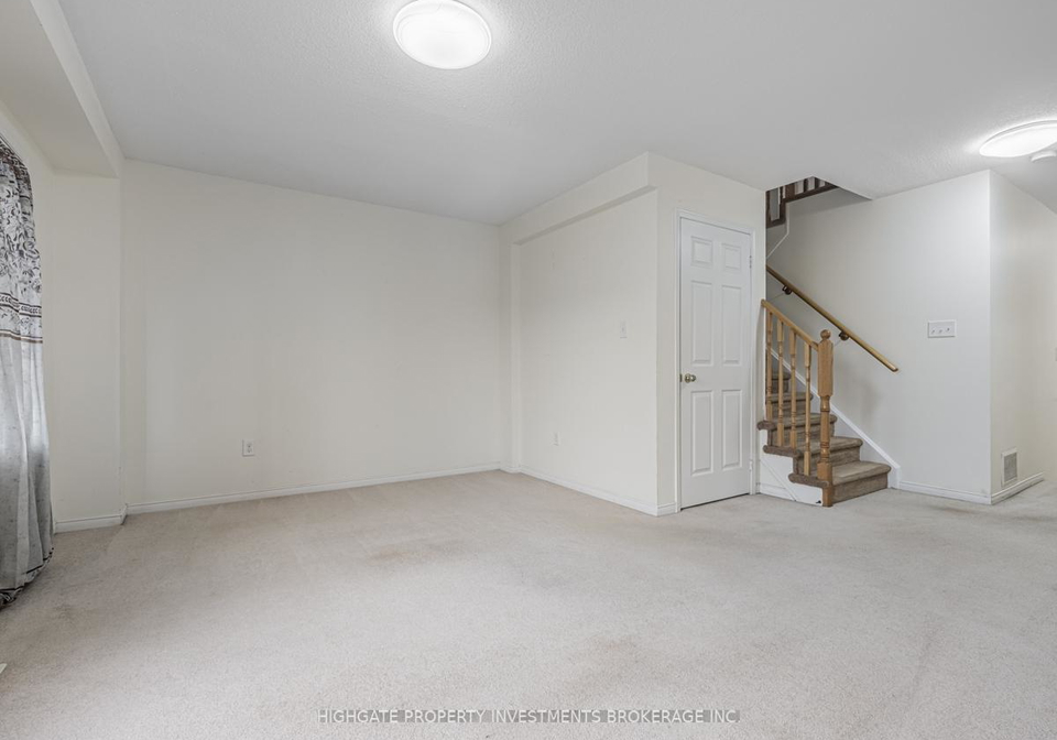 132-goss-lane-ajax-ontario-e12070526
