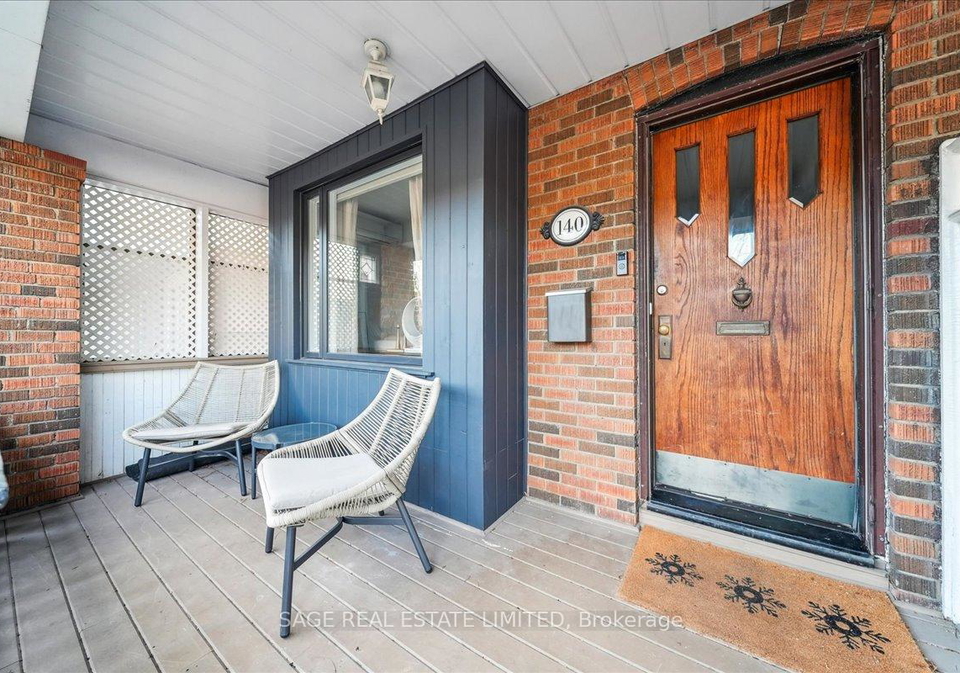 140-wolverleigh-boulevard-east-york-ontario-e12071695