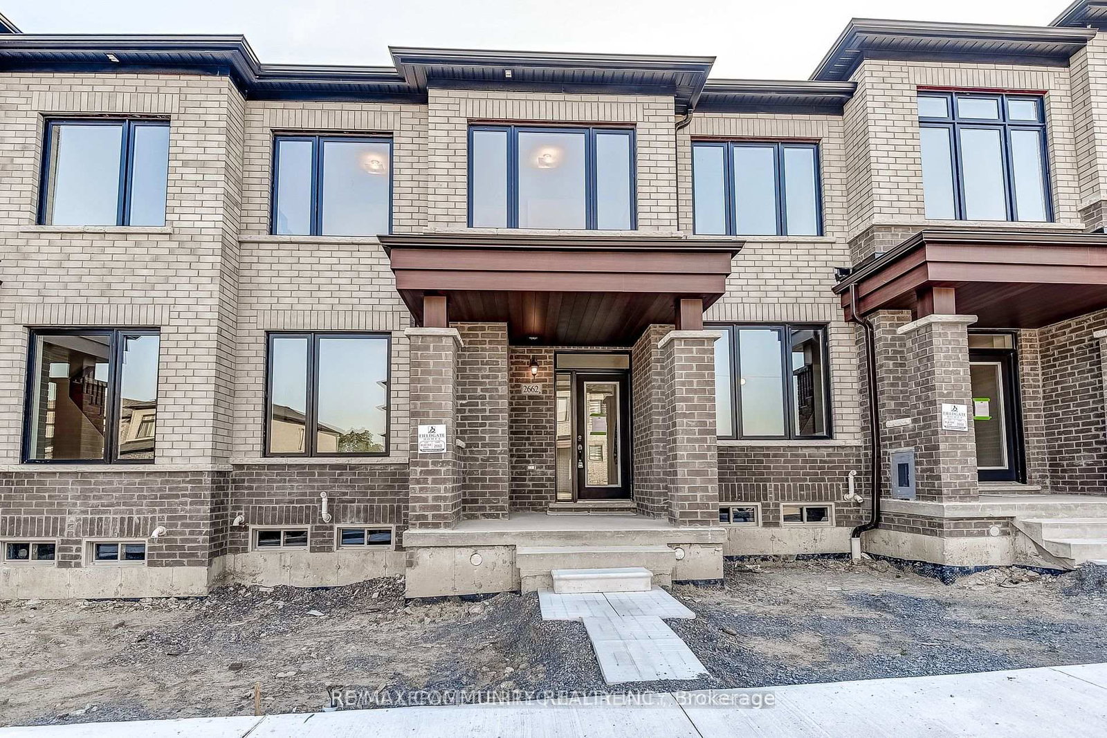 2662-delphinium-trail-pickering-ontario-e12074054