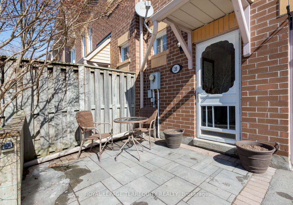 1735-walnut-lane-pickering-ontario-e12075852