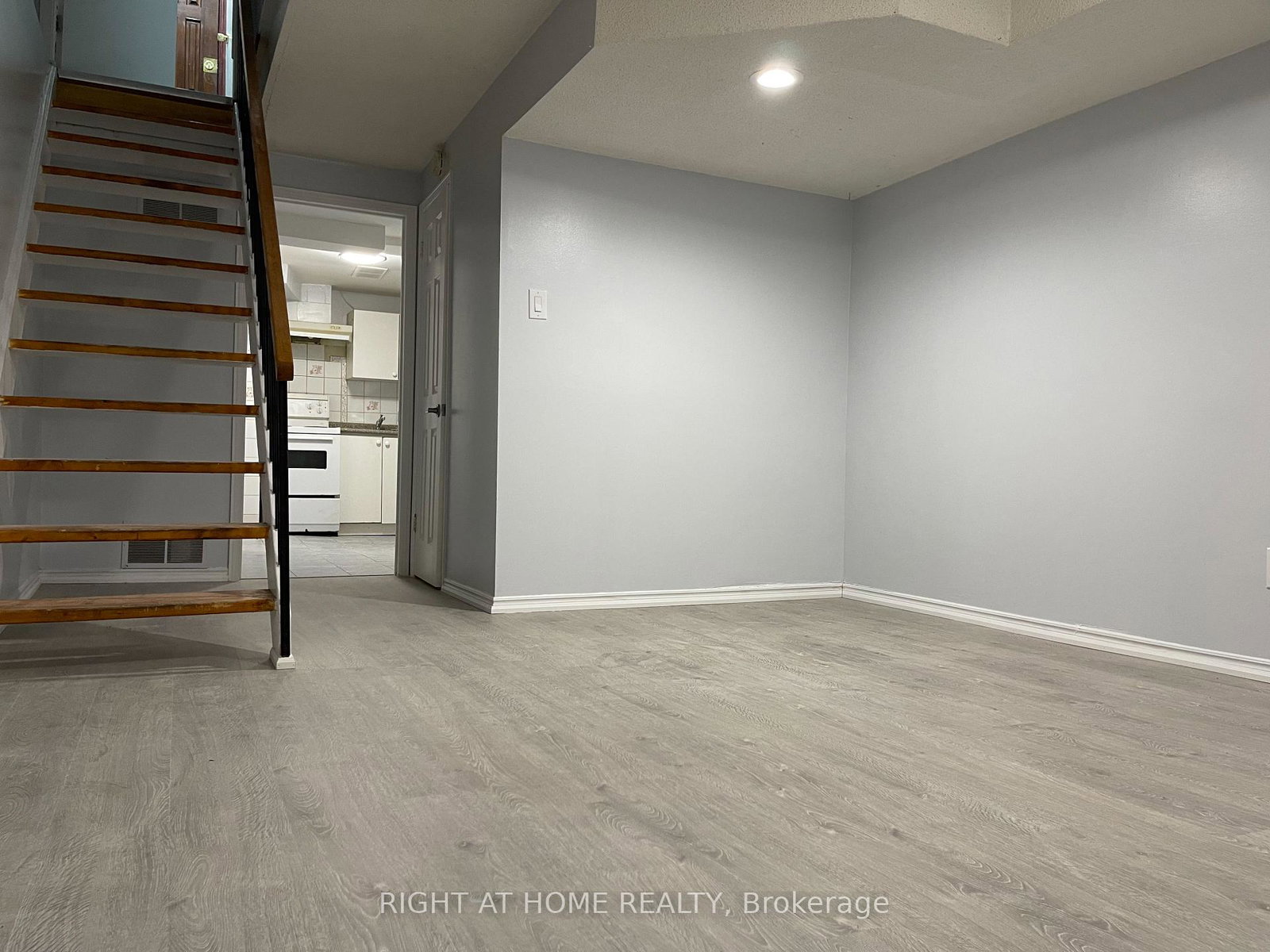 12-quarry-court-toronto-ontario-e12077827