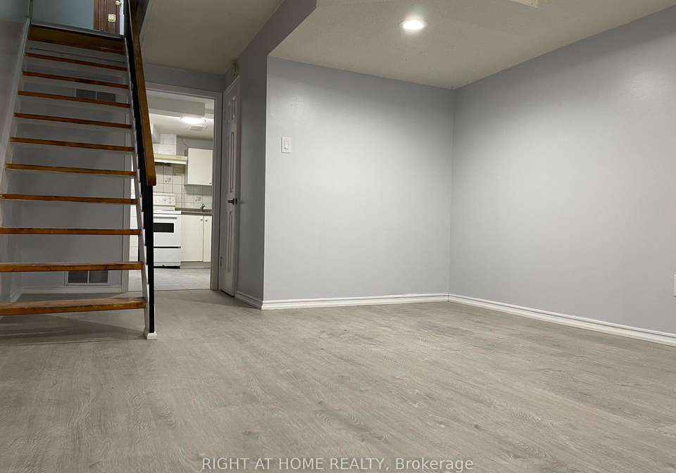 12-quarry-court-toronto-ontario-e12077827