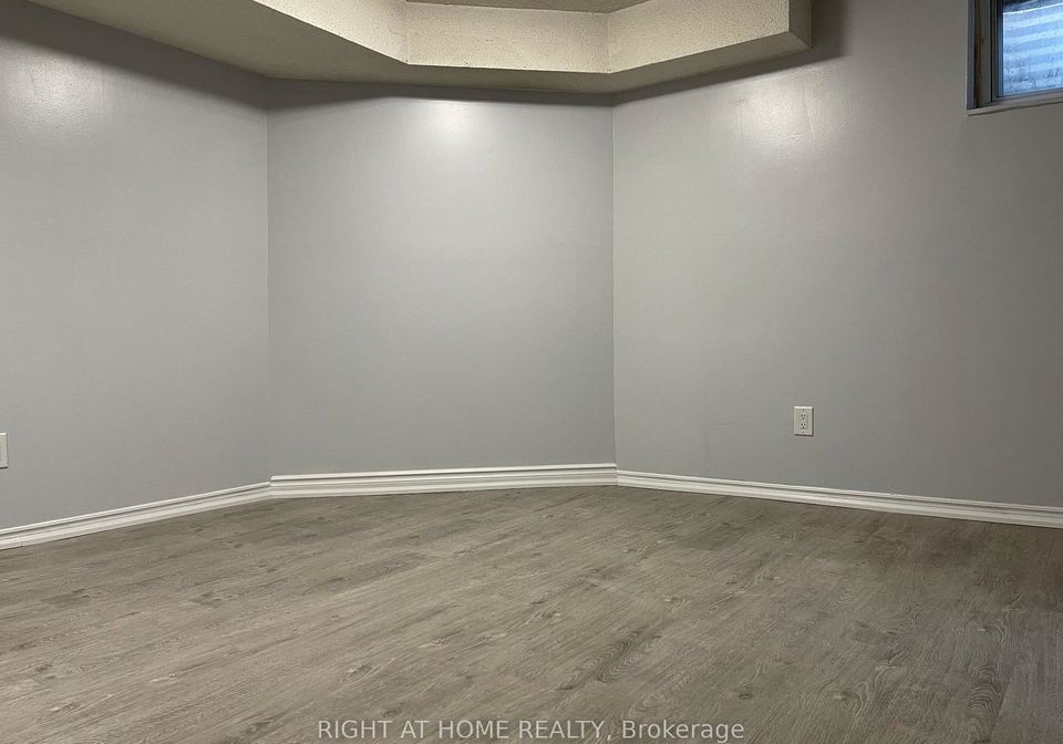 12-quarry-court-toronto-ontario-e12077827